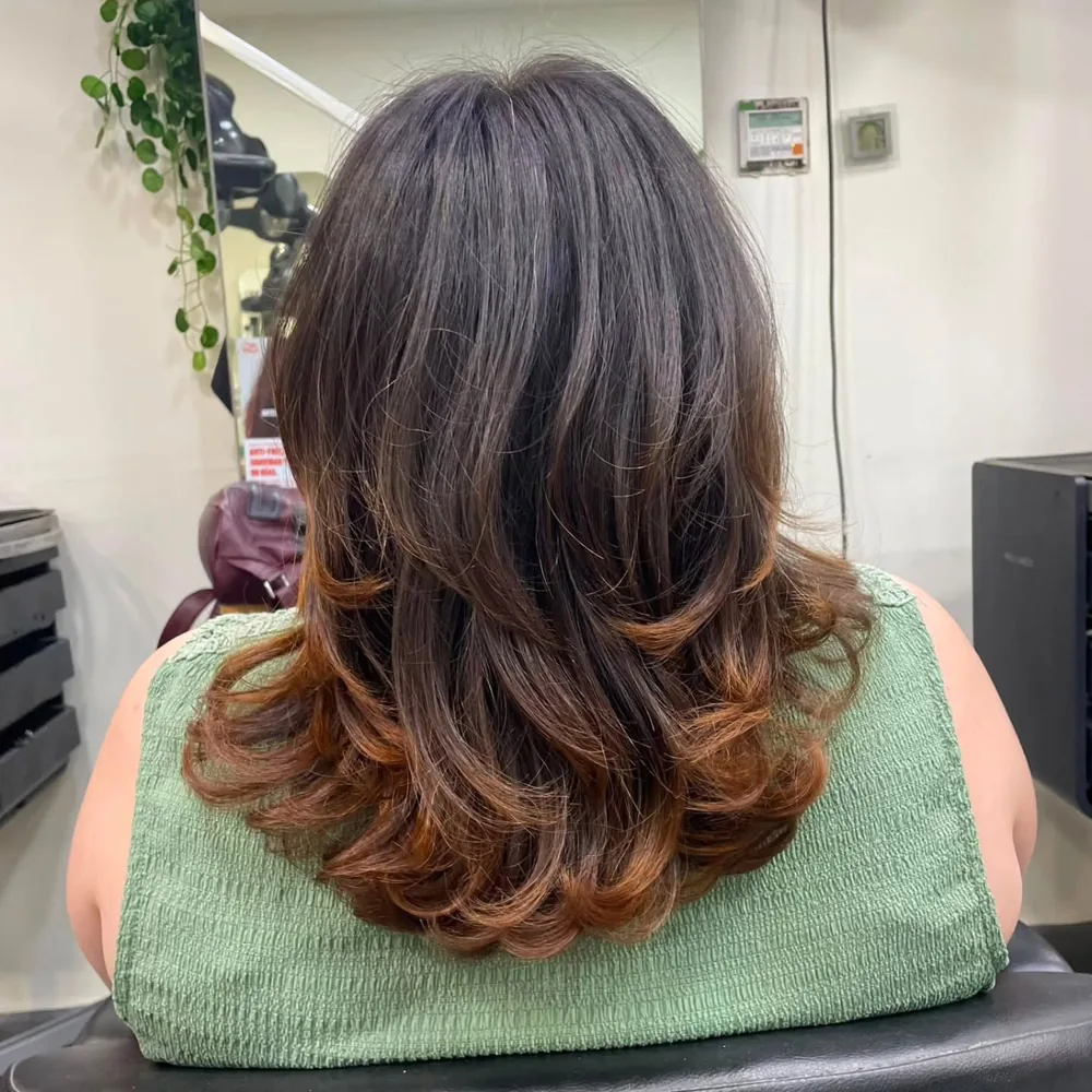 Melena con más brillo y forma tras un tratamiento de hidratación: hidratación capilar en el barrio de Santa Isabel, Zaragoza