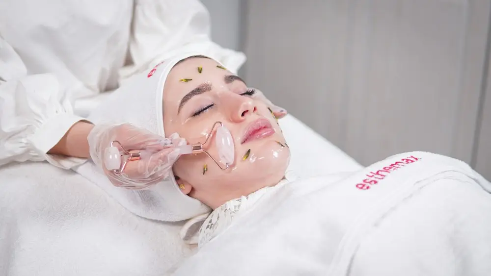 Tratamiento facial con rodillos: tratamientos faciales y corporales en Zaragoza